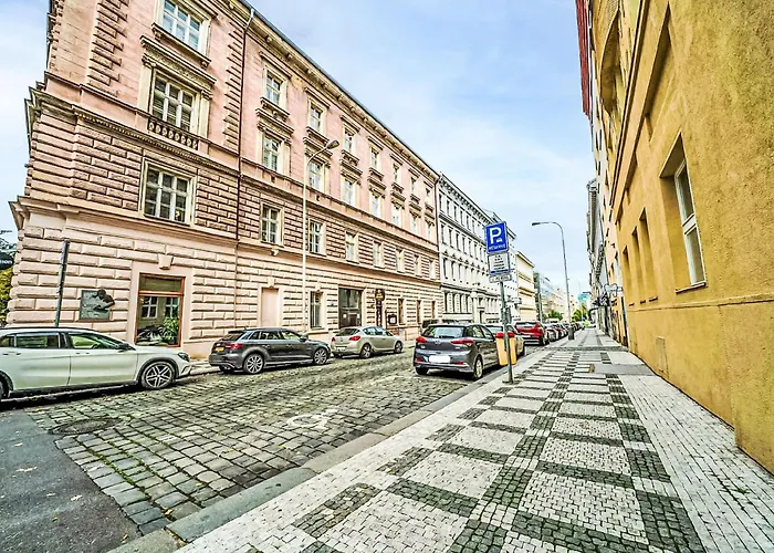 Balbin By Interhome Appartement Prague